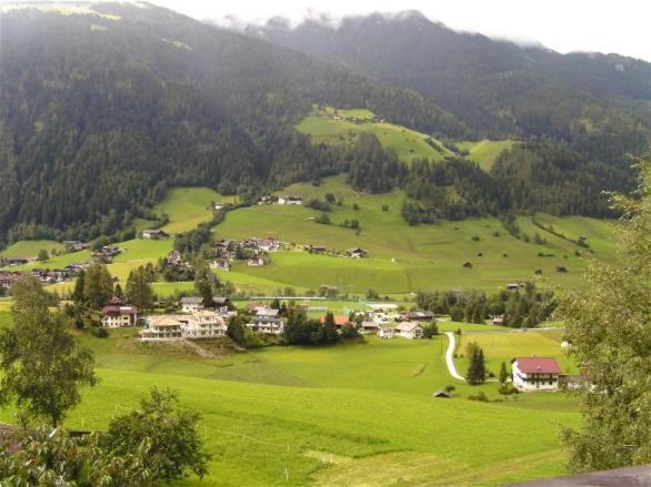 Apartment'S Haus Tegischer Neustift im Stubaital Exterior foto